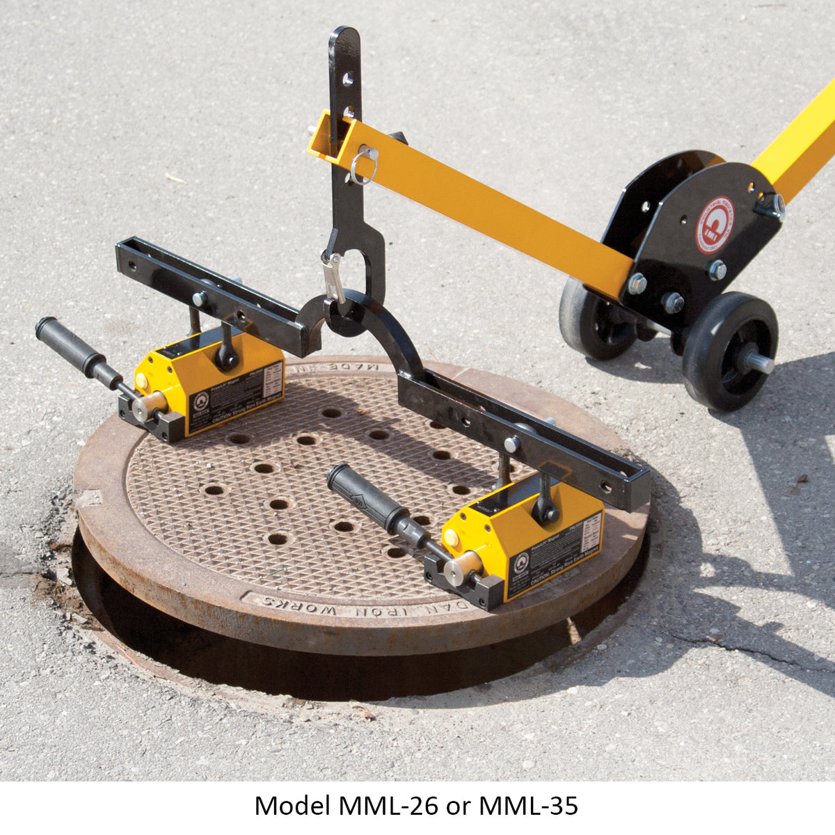 Caldwell Magnetic Manhole Lifter